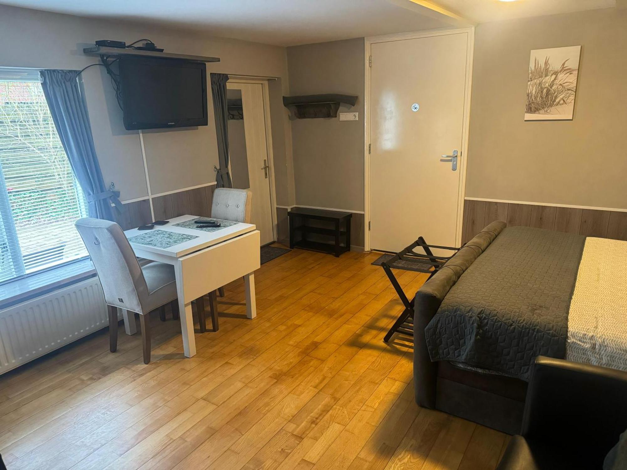 De Posthoorn Bed & Breakfast อัปเปิลส์ชา ภายนอก รูปภาพ